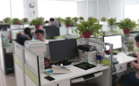 �����칫�Ҹ��˹����ܽ�