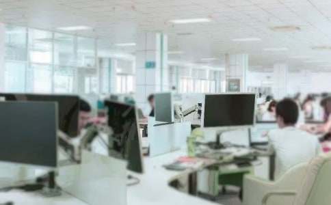 ���ڰ칫����Ա�Ĺ����ܽ�