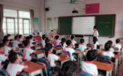 �����š�ѧ�ڽ�ѧ�ܽ�ʮƪ