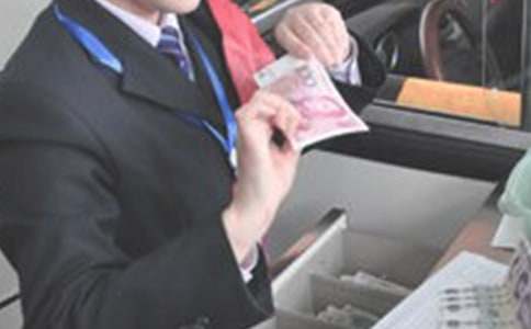 �շ�Ա���깤���ܽ�(6ƪ)