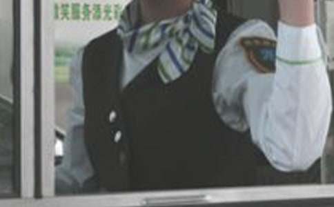 �շ�Ա���깤���ܽ�13ƪ