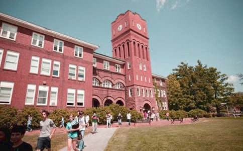 �����š�У԰����ܽ᷶�ľ�ƪ