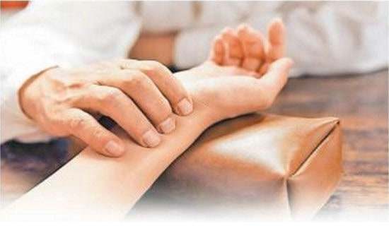 门诊医生年终个人总结